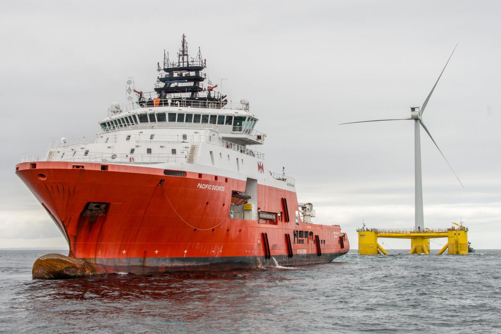 สกอตแลนด์เปิดตัว ฟาร์มกังหันลมลอยน้ำนอกชายฝั่ง ใหญ่ที่สุดในโลก สกอตแลนด์เปิดตัว ฟาร์มกังหันลมลอยน้ำนอกชายฝั่ง ใหญ่ที่สุดในโลก