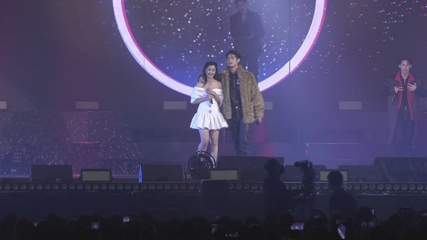  ไบร์ท – วิน – ดิว – นานิ จัดเต็มความสนุกในคอนเสิร์ตใหญ่ (มีคลิป)     