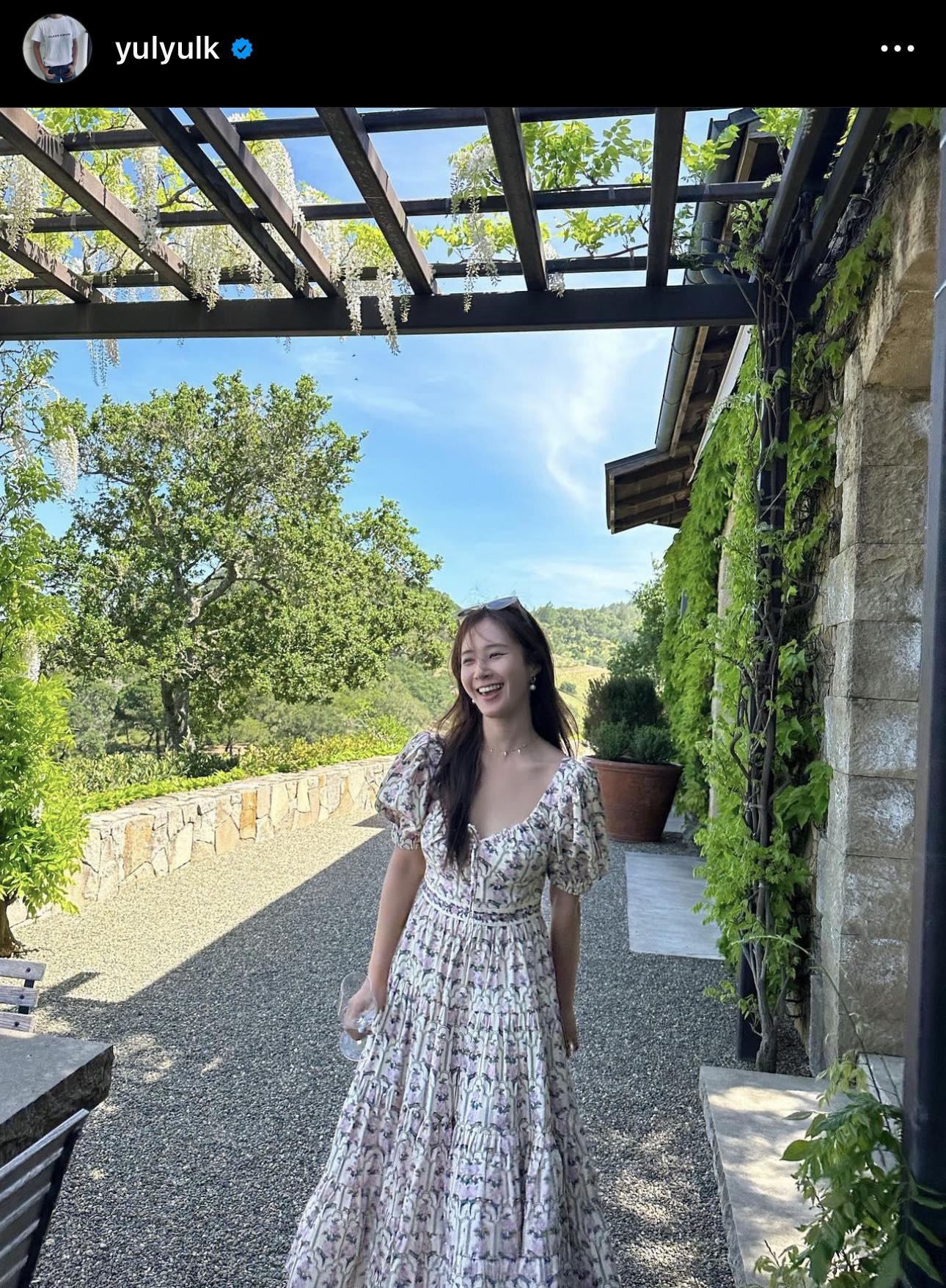 เมืองไทยที่มี ยูริ แฟนคลับแห่ต้อนรับพร้อมมอบของขวัญสุดพิเศษ