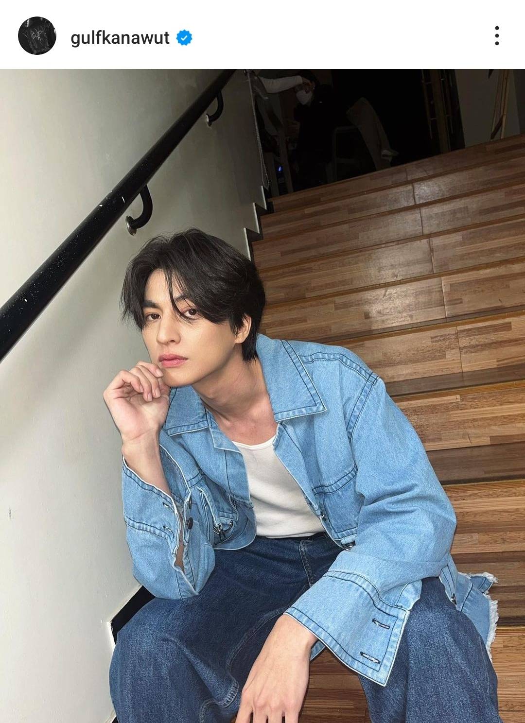 ทีมแม่มารวมกันตรงนี้ กลัฟ คณาวุฒิ อวยพรแฟนคลับเนื่องในวันแม่ 