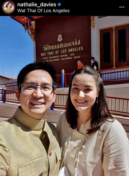 นาตาลี เดวิส ใส่ชุดผ้าไทยออกงาน LA Fashion week นาตาลี เดวิส ใส่ชุดผ้าไทยออกงาน LA Fashion week