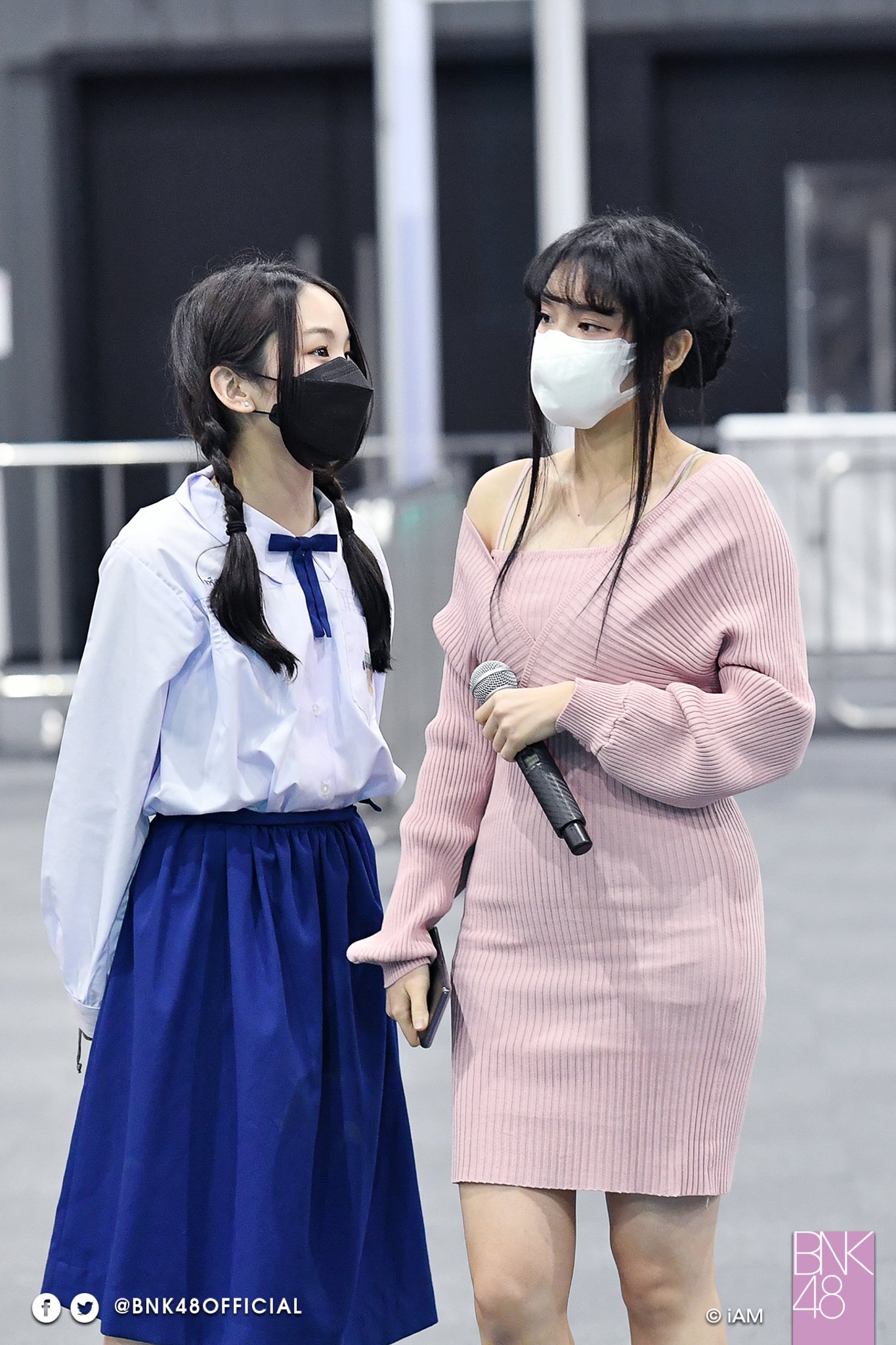  “เฌอปราง BNK48” สร้างสถิติจับมือตั้งแต่ 1 ทุ่ม ถึง ตี1  