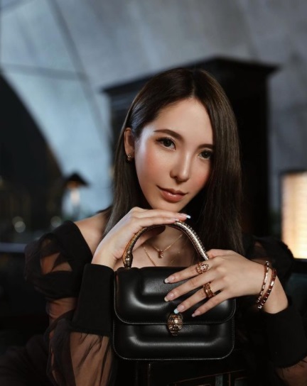 จินนี่ อดีตเกิร์ลกรุ๊ปค่ายกามิกาเซ่ ติดโควิด-19 จินนี่ อดีตเกิร์ลกรุ๊ปค่ายกามิกาเซ่ ติดโควิด-19