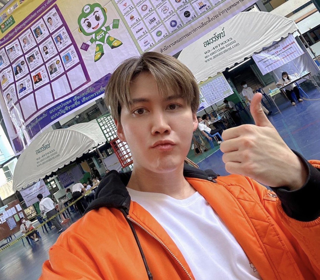 เลือกตั้ง 2566 ประมวลภาพ คนบันเทิง ออกไปใช้สิทธิเลือกตั้งช่วงบ่าย