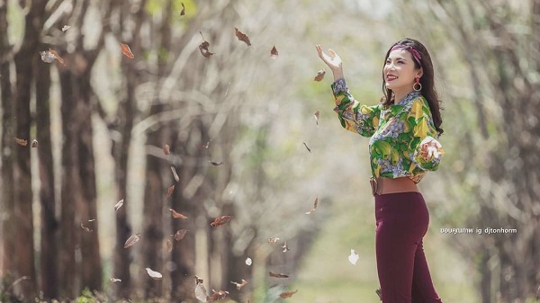 “ดีเจต้นหอม” เผยเสียดายความรักที่ผ่านมา แต่ขอเก็บไว้เป็นบทเรียน (มีคลิป) “ดีเจต้นหอม” เผยเสียดายความรักที่ผ่านมา แต่ขอเก็บไว้เป็นบทเรียน (มีคลิป)