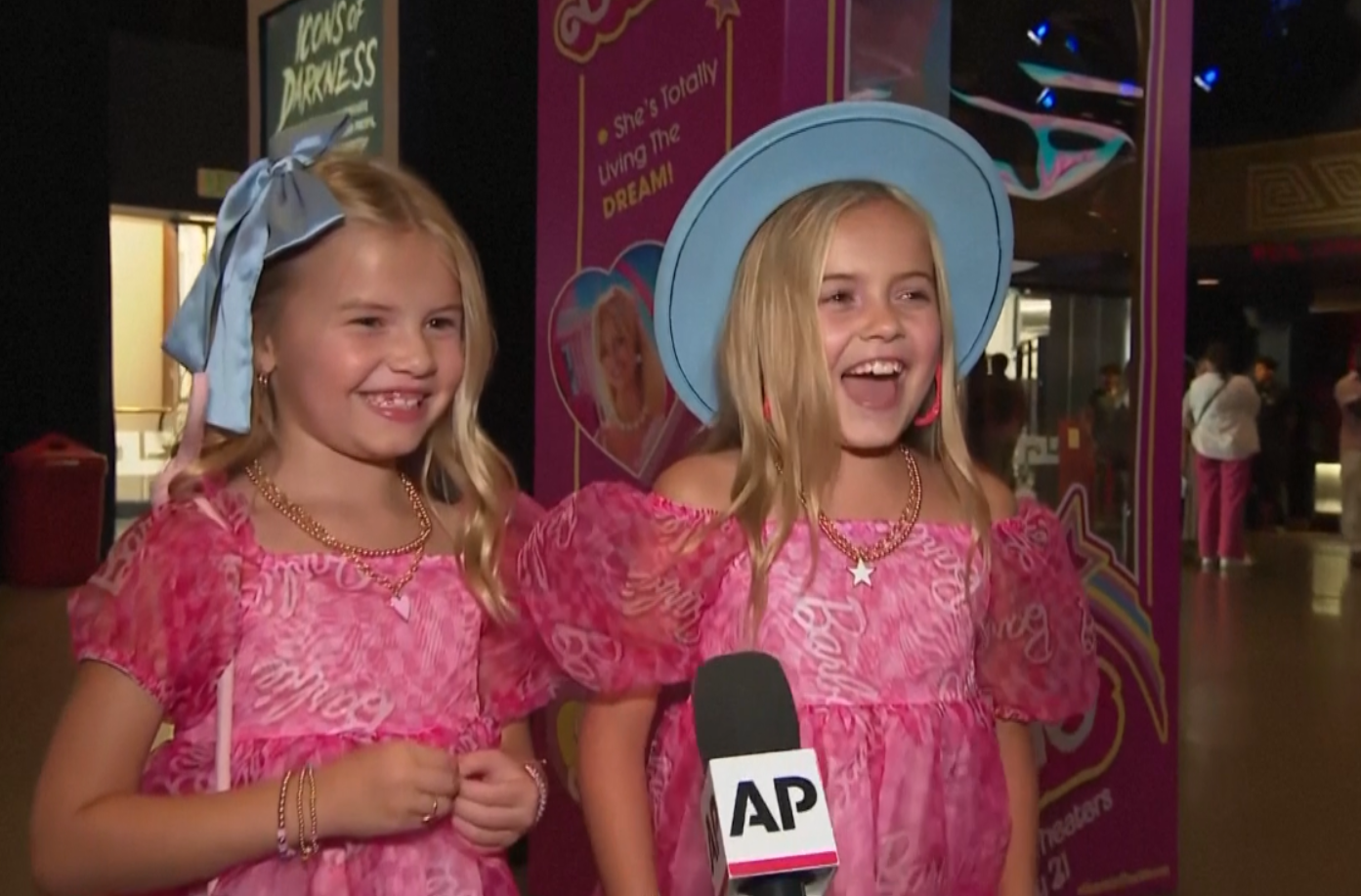 “Barbie” เปิดตัวสุดปัง 41 ล้านดอลลาร์ทั่วโลก ชนะ ‘Oppenheimer’