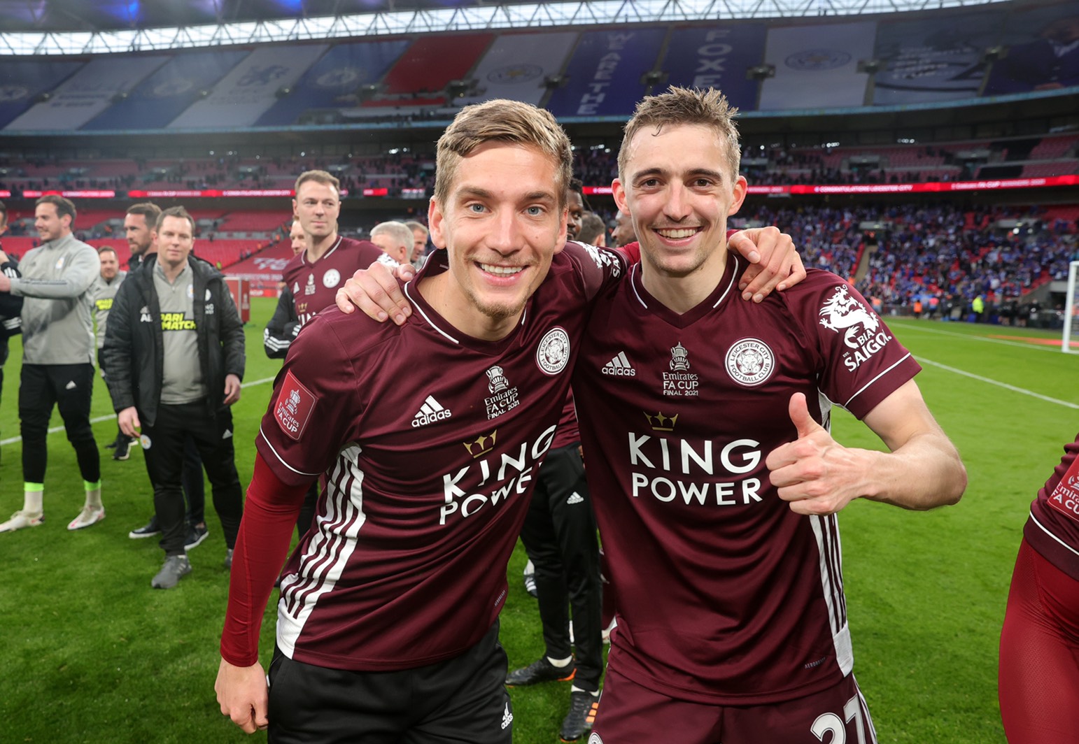 ประมวลภาพค่ำคืนแห่งความสุข 'เลสเตอร์ ซิตี้' เจ้าของบัลลังก์เอฟเอคัพปีนี้