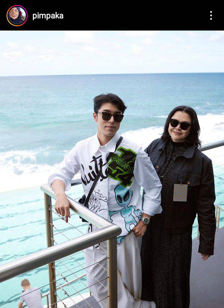 นาย ณภัทร หอบของขวัญเซอร์ไพรส์วันเกิด แม่หมู พิมพ์ผกา นาย ณภัทร หอบของขวัญเซอร์ไพรส์วันเกิด แม่หมู พิมพ์ผกา