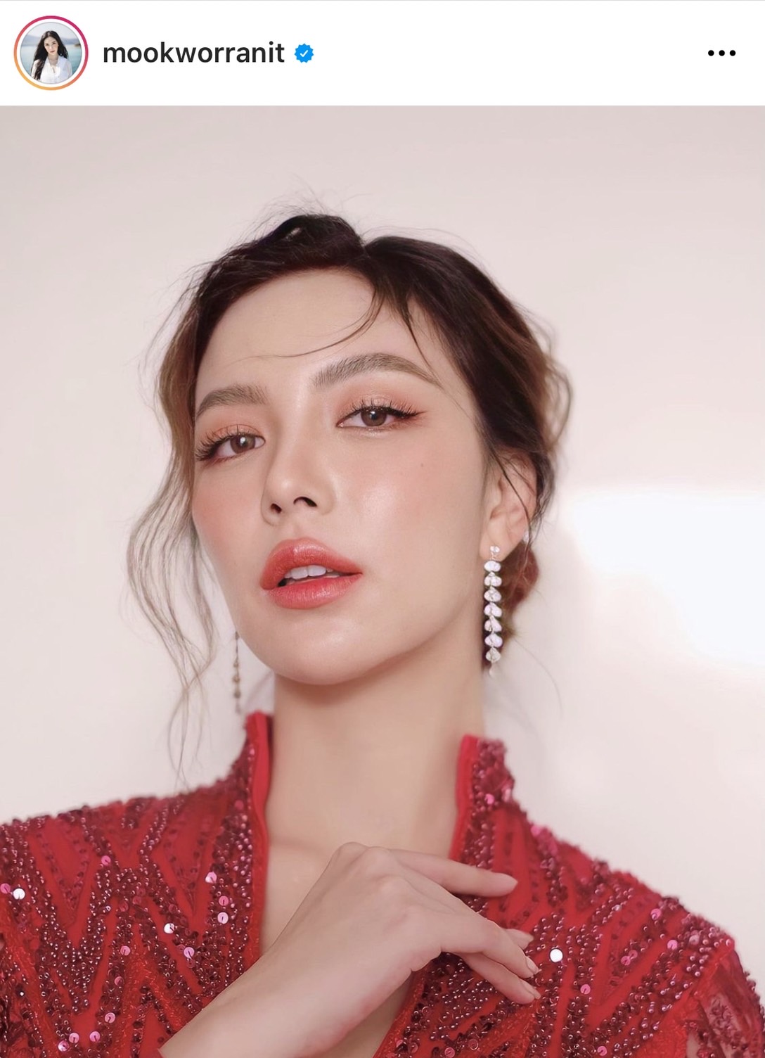 มุก วรนิษฐ์ ตอกกลับชาวเน็ตหลังโดนส่งข้อความด่าอย่างต่อเนื่อง