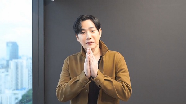 “เป๊ก ผลิตโชค” ร่วมฉลองวันเกิดสุดพิเศษกับแฟนคลับ   (มีคลิป) 