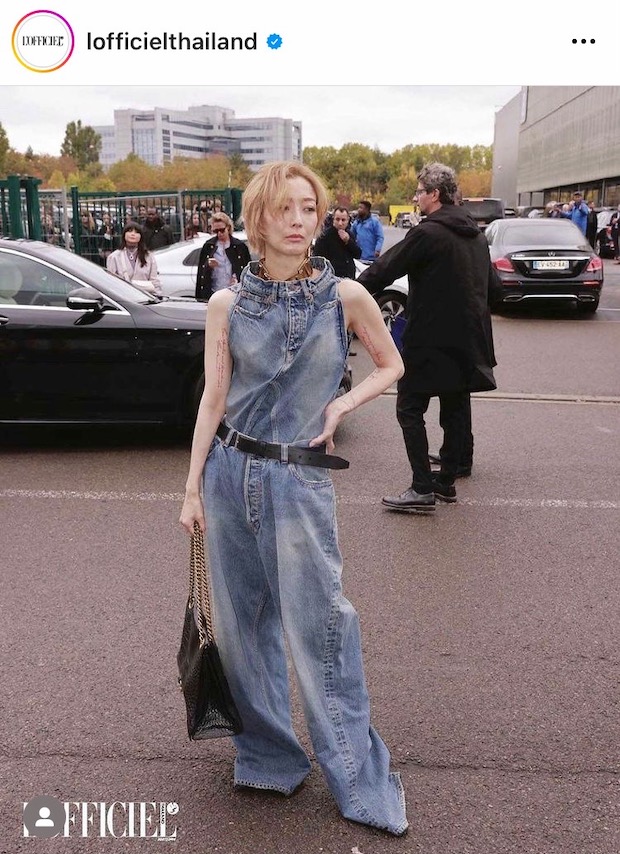 ‘พีพี กฤษฏ์’ กระทบไหล่ ‘บรู๊คลิน เบ็คแฮม’ & ‘แอชลีย์ พาร์ค’ ที่ปารีสแฟชั่นวีค