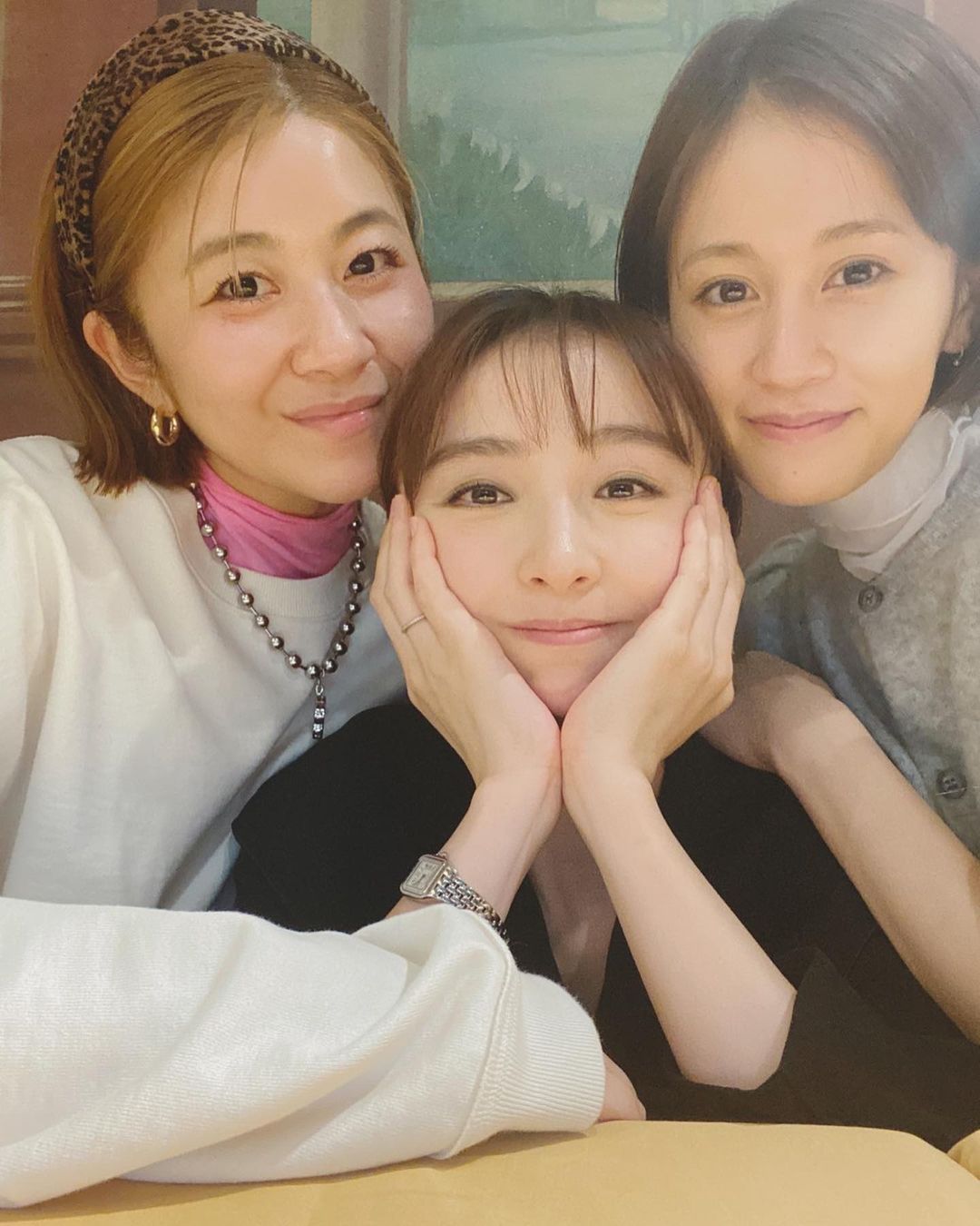 สุดช็อก!! 'ชิโนดะ มาริโกะ' อดีต AKB48 ยุคคามิเซเว่น ถูกสามียื่นฟ้องเพราะคบชู้ สุดช็อก!! 'ชิโนดะ มาริโกะ' อดีต AKB48 ยุคคามิเซเว่น ถูกสามียื่นฟ้องเพราะคบชู้