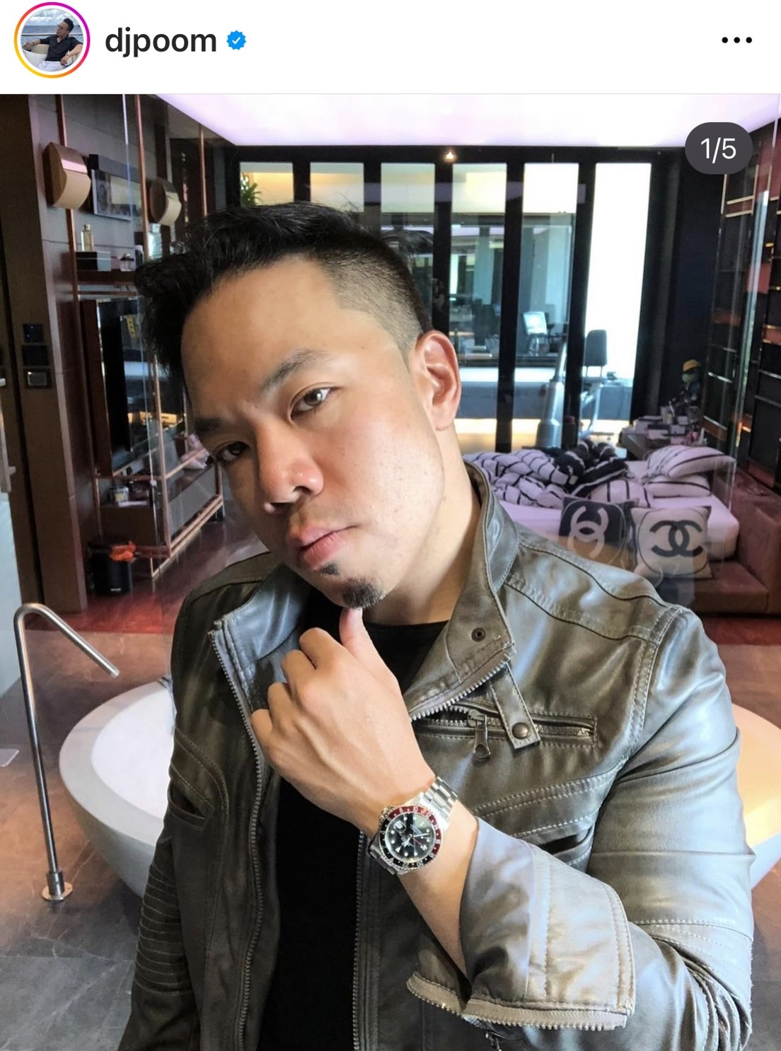 เซ็ง!! ดีเจภูมิ ช่องยูทูบโดนแฮกอีกแล้ว บอกจะอะไรกันหนักหนา... เซ็ง!! ดีเจภูมิ ช่องยูทูบโดนแฮกอีกแล้ว บอกจะอะไรกันหนักหนา...