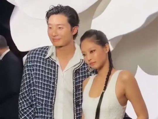 เปิดวาร์ป 'xooos'!! ศิลปิน-ยูทูบเบอร์สาวแบ๊วที่ตกเป็นข่าวเดต “พัคซอจุน”
