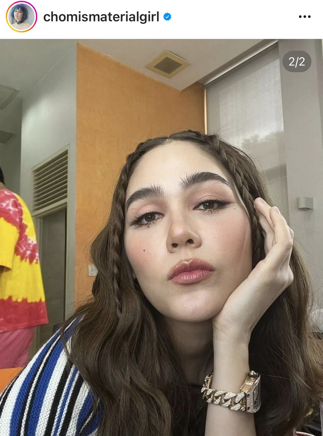 ชมพู่ เล่นใหญ่!! แปลงโฉมเป็น อาจารย์อารยา ชมพู่ เล่นใหญ่!! แปลงโฉมเป็น อาจารย์อารยา