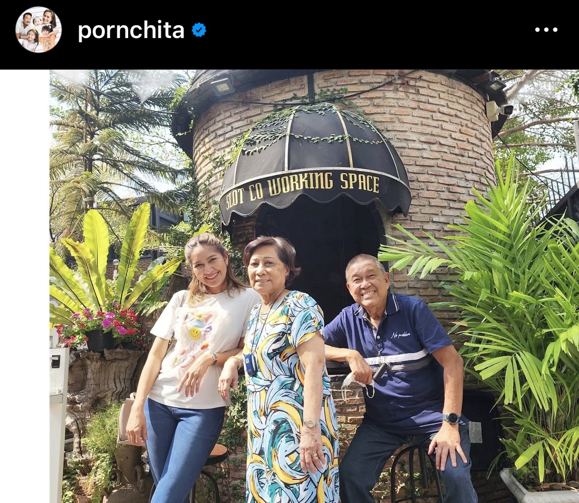 เบนซ์ พรชิตา ควงคุณแม่ เล่าย้อนความรักความหวงในอดีต พร้อมอัปเดปอาการคุณแม่ เบนซ์ พรชิตา ควงคุณแม่ เล่าย้อนความรักความหวงในอดีต พร้อมอัปเดปอาการคุณแม่