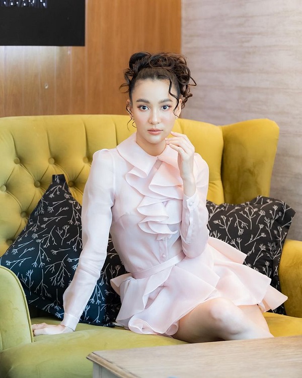 กรีน อัษฎาพร เครียดแบกรับภาระสัญญาค่าเช่า (มีคลิป) กรีน อัษฎาพร เครียดแบกรับภาระสัญญาค่าเช่า (มีคลิป)