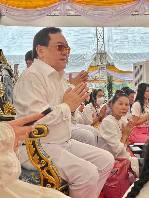 เกจิดังทั่วฟ้าเมืองไทย ร่วมพิธีสมโภชพระศรีอริยเมตไตรย ณ ลำปาง เกจิดังทั่วฟ้าเมืองไทย ร่วมพิธีสมโภชพระศรีอริยเมตไตรย ณ ลำปาง