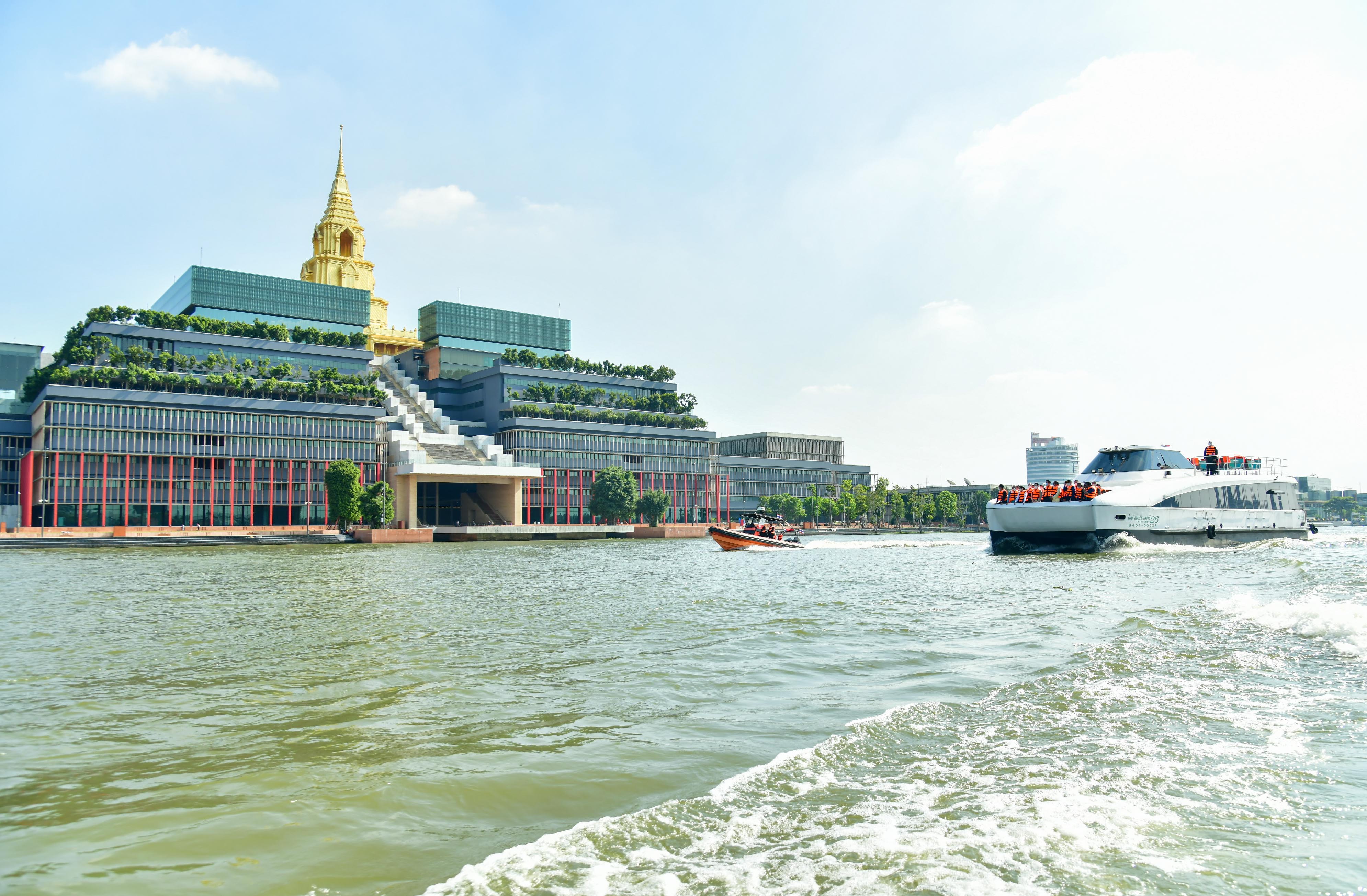 ของขวัญปีใหม่ 2566 เปิด ท่าเรือราชินี-บางโพ เชื่อมโยงระบบขนส่งล้อ-ราง-เรือ  