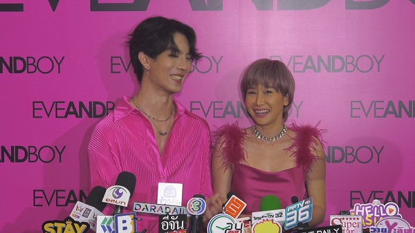 กุ้งพลอย ควงคู่ โบ๊ท ยืนยันสถานะอีกครั้ง   (มีคลิป)