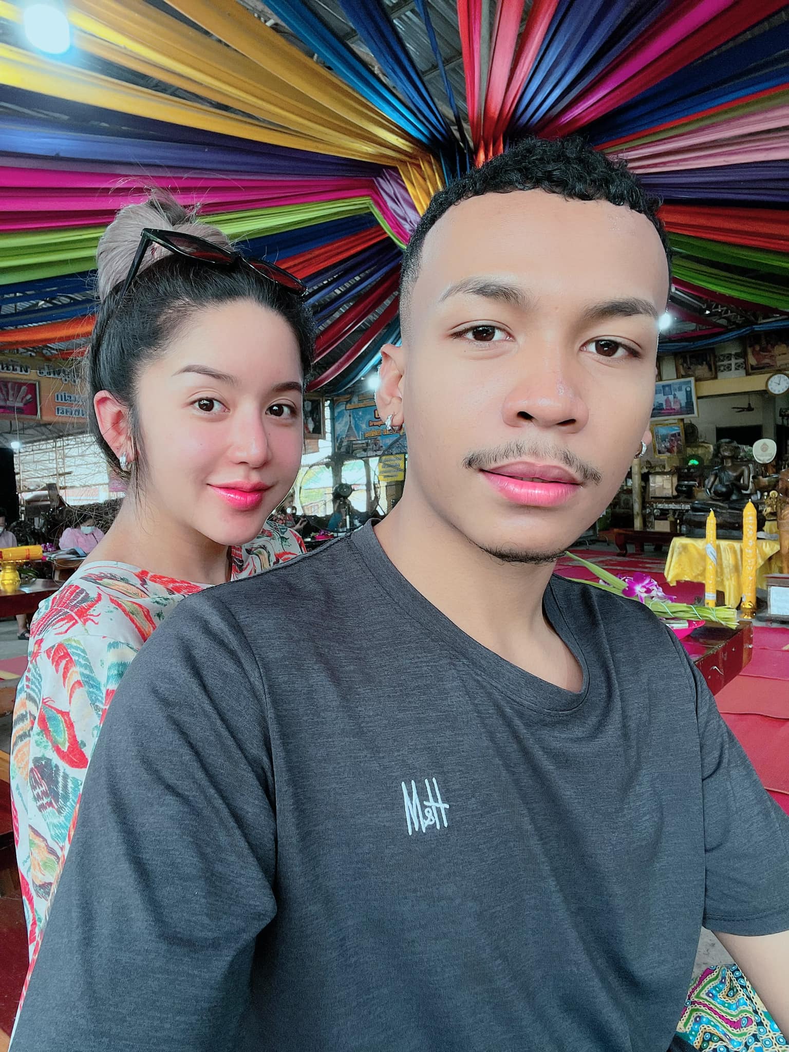 เคลื่อนไหวล่าสุด แฟนสาว โชค รถแห่ โพสต์ถามเคยเห็นมันสู้แบบหลังชนฝา หมาจนตรอกไหม?? เคลื่อนไหวล่าสุด แฟนสาว โชค รถแห่ โพสต์ถามเคยเห็นมันสู้แบบหลังชนฝา หมาจนตรอกไหม??