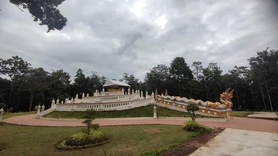 เปิดภาพเมรุชั่วคราว ถวายเพลิงสรีระสังขาร หลวงปู่แสง ญาณวโร  