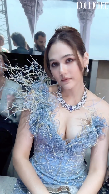 หยุดหวีดไม่ได้!! 'ชมพู่ อารยา' กระทบไหล่ 'หยางหยาง' พระเอกซุปตาร์จีน ที่เวนิส หยุดหวีดไม่ได้!! 'ชมพู่ อารยา' กระทบไหล่ 'หยางหยาง' พระเอกซุปตาร์จีน ที่เวนิส