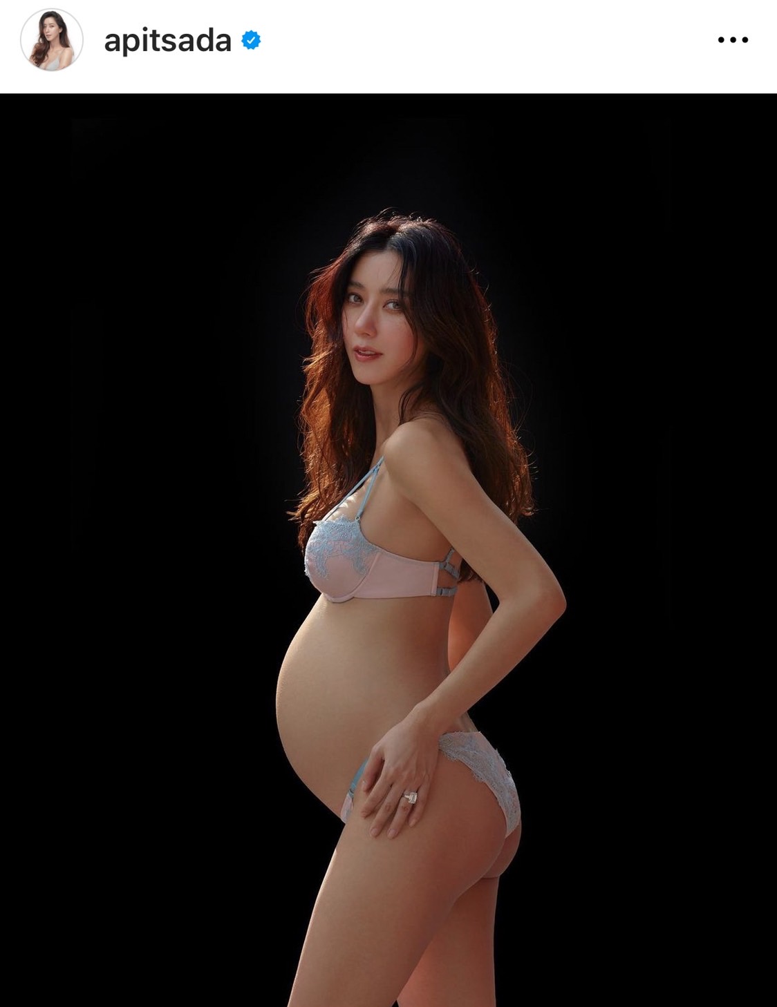 ไอซ์ อภิษฎา เตรียมคลอดลูกสาวคนแรก ตื่นเต้นใกล้ได้เห็นหน้าลูก 