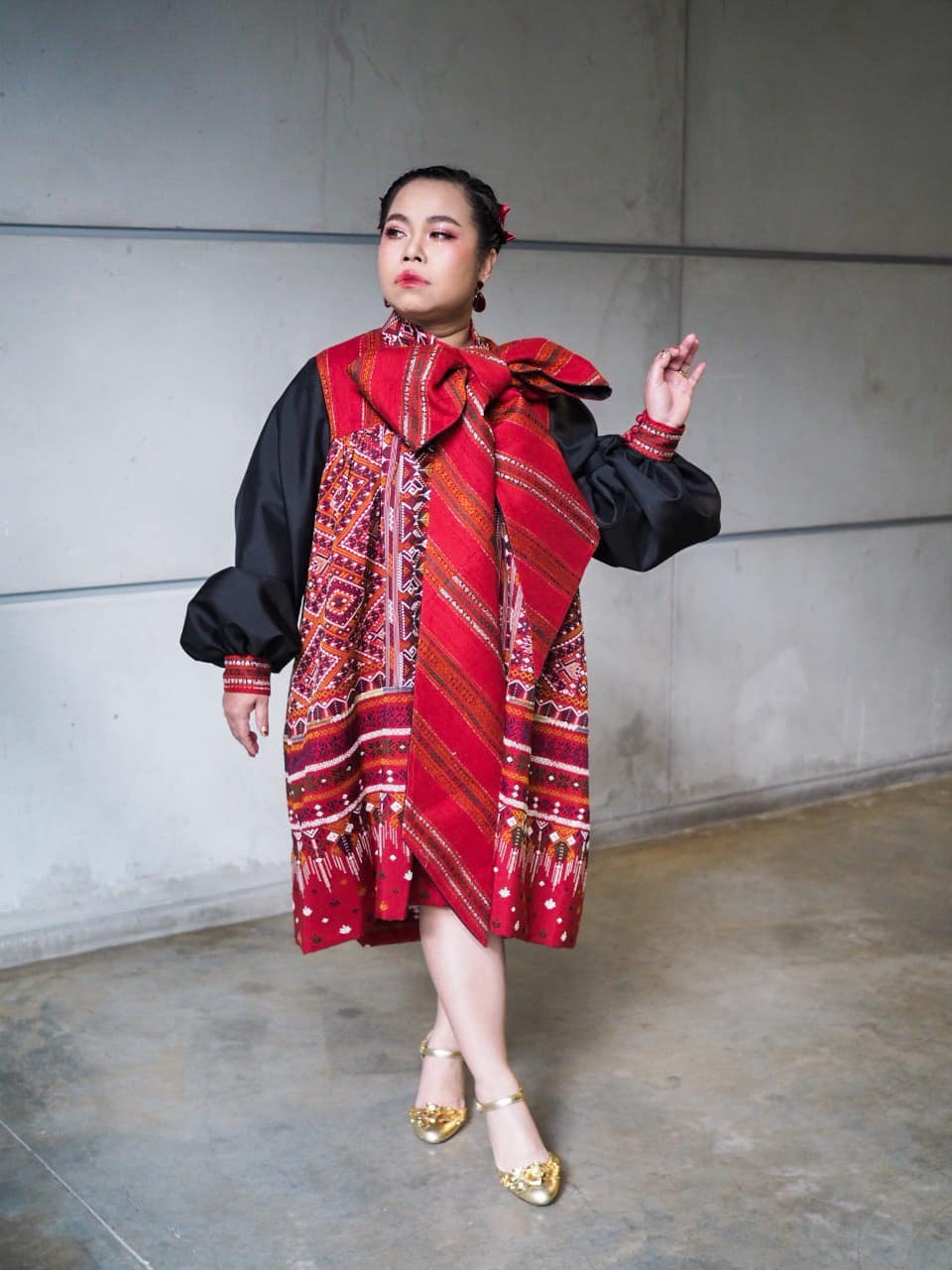 ตุ๊กกี้ เดือด! ถามหามารยาท หลังยูทูบเบอร์บุกบ้านสัมภาษณ์พ่อ ที่ต่างจังหวัด ตุ๊กกี้ เดือด! ถามหามารยาท หลังยูทูบเบอร์บุกบ้านสัมภาษณ์พ่อ ที่ต่างจังหวัด