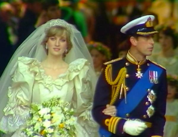 ไม่ส่งต่อความเจ็บปวด!! ‘เจ้าชายแฮร์รี่’ เผยทรงคิดอยากออกจากวังมานานแล้ว ไม่ส่งต่อความเจ็บปวด!! ‘เจ้าชายแฮร์รี่’ เผยทรงคิดอยากออกจากวังมานานแล้ว