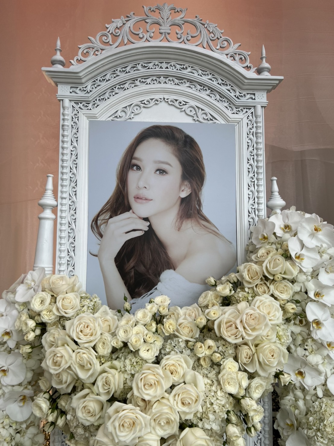 เอมมี่ มรกต โพสต์อาลัย แตงโม หลับให้สบาย แล้วพบกันอีก... เอมมี่ มรกต โพสต์อาลัย แตงโม หลับให้สบาย แล้วพบกันอีก...