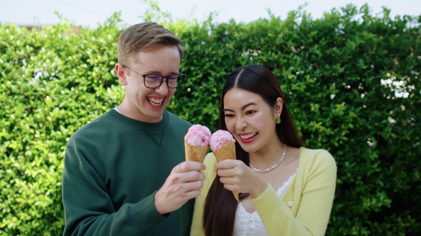 เอวา ปล่อยซิงเกิ้ลเพลงใหม่ ด้านหวานใจ เนท ร่วมแจมร้องแร็ป เอวา ปล่อยซิงเกิ้ลเพลงใหม่ ด้านหวานใจ เนท ร่วมแจมร้องแร็ป