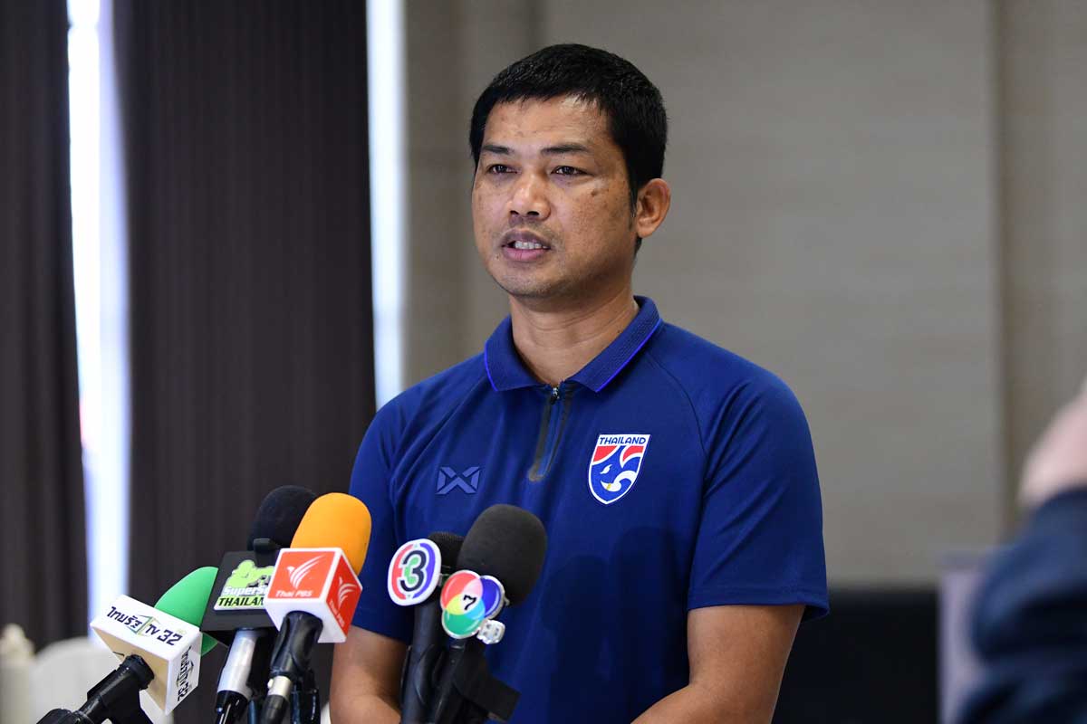 ช้างศึก U23 รายงานตัวลุยปรีโอลิมปิก โค้ชหระ มองทีมต้องสู้กับบททดสอบที่แท้จริง ช้างศึก U23 รายงานตัวลุยปรีโอลิมปิก โค้ชหระ มองทีมต้องสู้กับบททดสอบที่แท้จริง