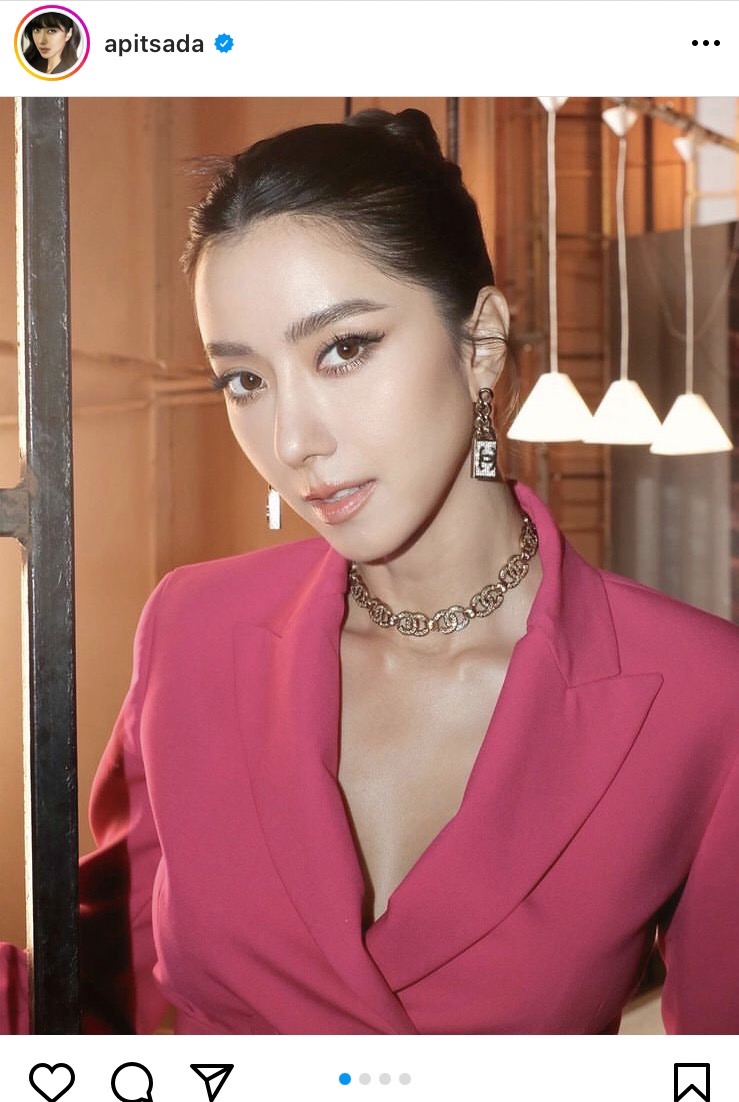 ไอซ์ อภิษฎา คุณแม่สุดแซ่บใส่บิกีนีโชว์เว็กซี่เบา ๆ อวดครรภ์ 21 สัปดาห์ 