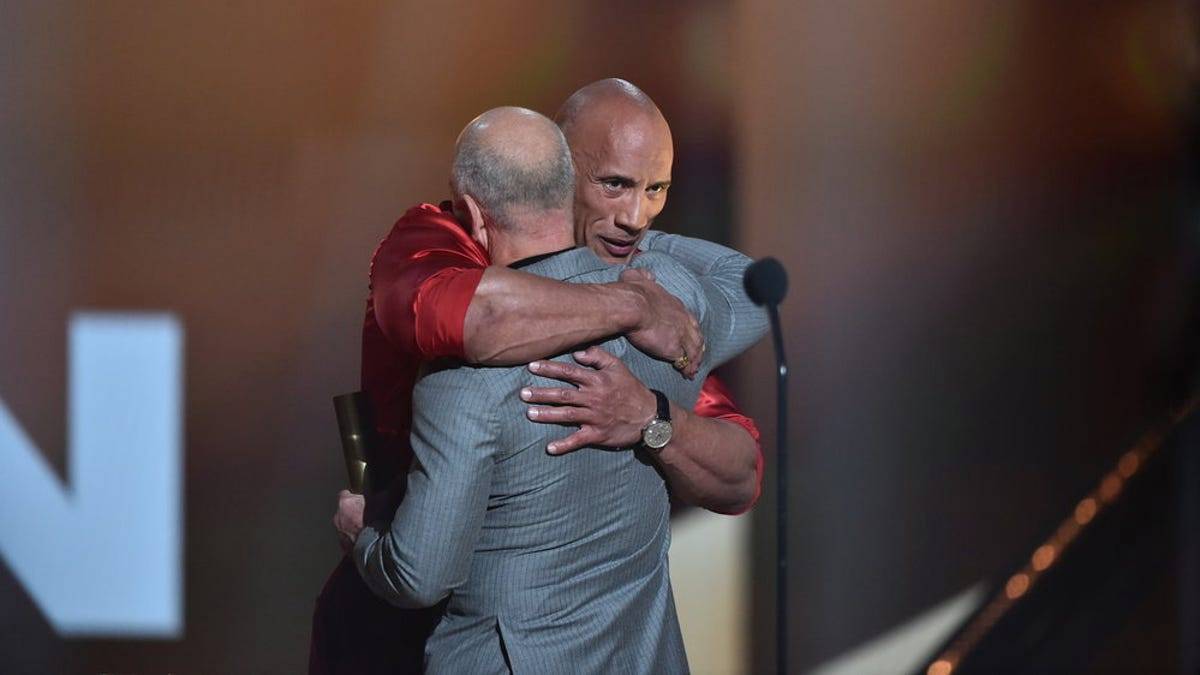 ดเวย์น จอห์นสัน และวง BTS คว้า 3 รางวัลสำคัญเวที People's Choice Awards ครั้งที่ 47