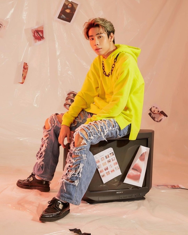 ทัวร์ลงหนัก!! สไปรท์ ยูทูบเบอร์ ทำคลิป ขโมยขันขอทาน ทดสอบความชื่อสัตย์ ทัวร์ลงหนัก!! สไปรท์ ยูทูบเบอร์ ทำคลิป ขโมยขันขอทาน ทดสอบความชื่อสัตย์