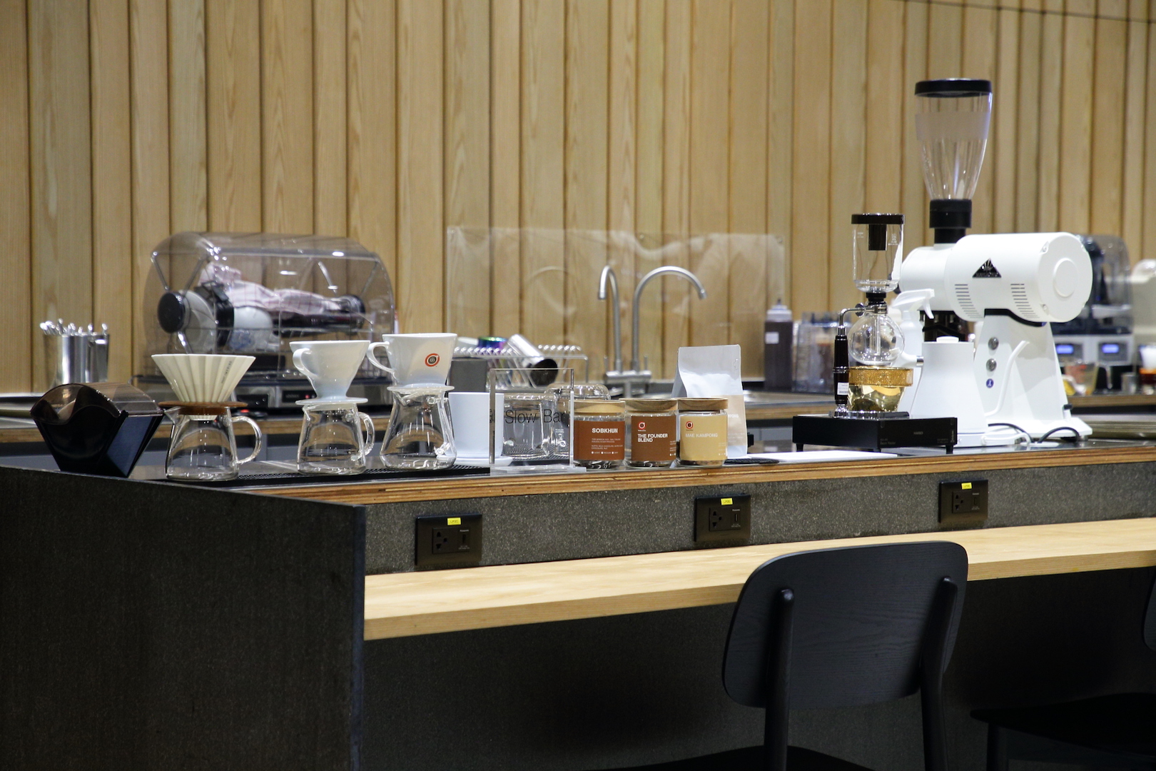 เปิดแล้ว! ทรูคอฟฟี่ สาขาใหม่สุดชิค ณ ศูนย์ประชุมแห่งชาติสิริกิติ์