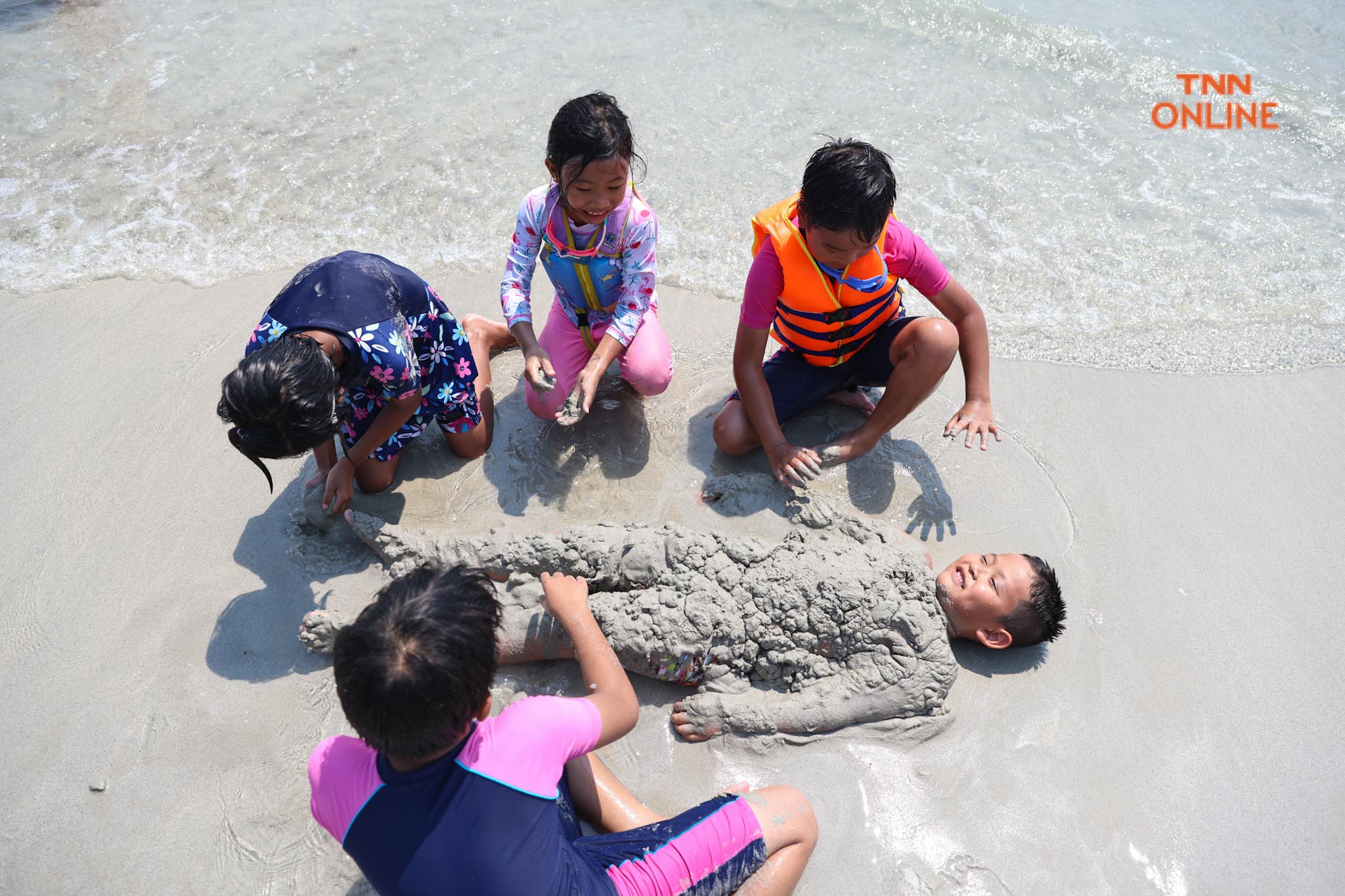 เที่ยวทะเลคลายร้อน พ่อ-แม่ พาบุตรหลานเที่ยวช่วงปิดเทอม เที่ยวทะเลคลายร้อน พ่อ-แม่ พาบุตรหลานเที่ยวช่วงปิดเทอม