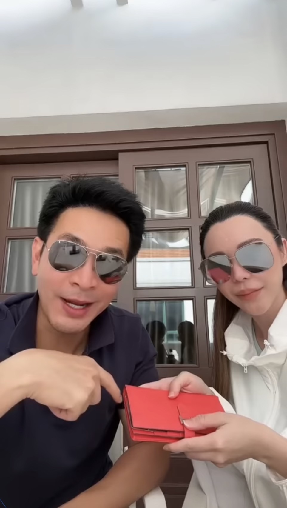 พอล ภัทรพล แชร์ประสบการณ์โดนล้วงกระเป๋าที่แมดริด พอล ภัทรพล แชร์ประสบการณ์โดนล้วงกระเป๋าที่แมดริด