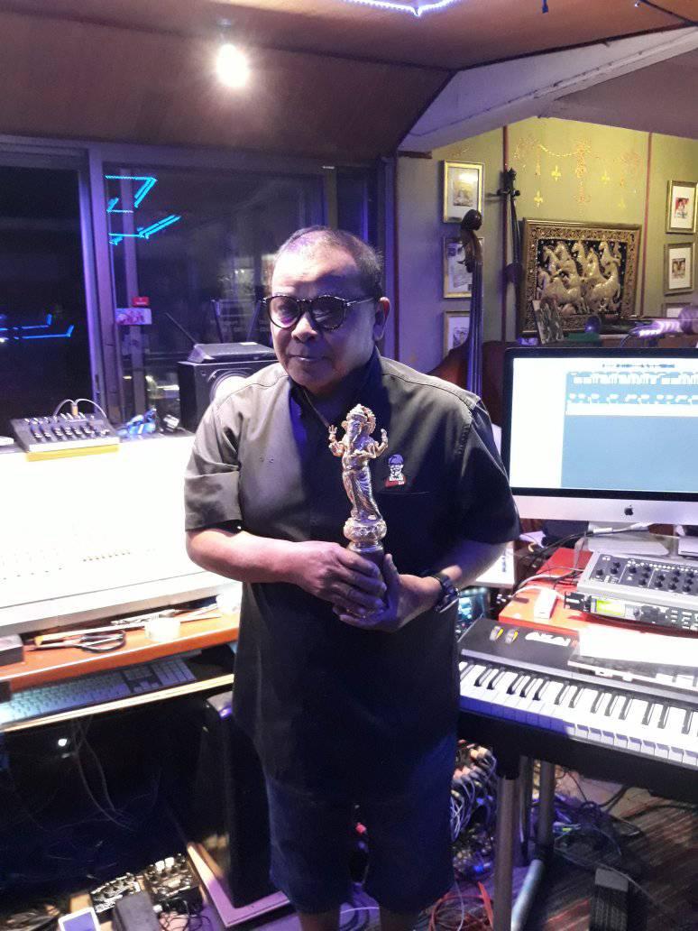 วงการเพลงเศร้า มืด ไข่มุก อดีตนักร้องวงพลอย เสียชีวิตแล้ว