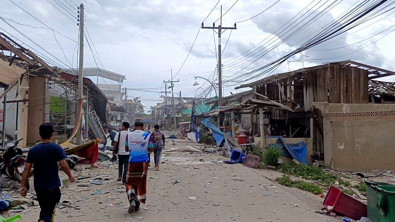 ด่วน โกดังเก็บประทัดระเบิด ตลาดมูโนะ  เจ็บพุ่ง 90 ราย 