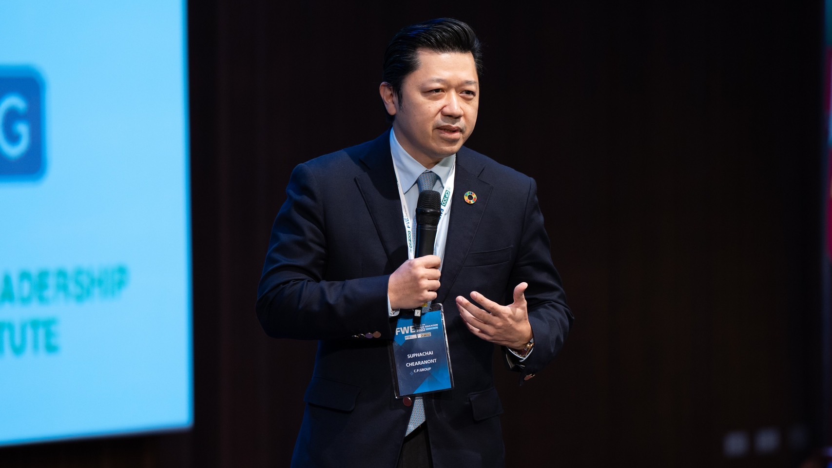 เปิดแนวคิดพัฒนาการศึกษาจากบริษัทชั้นนำระดับโลก CEO เครือเจริญโภคภัณฑ์ ชี้ต้องเร่งปฏิรูปการศึกษาไทย-โลก เปิดแนวคิดพัฒนาการศึกษาจากบริษัทชั้นนำระดับโลก CEO เครือเจริญโภคภัณฑ์ ชี้ต้องเร่งปฏิรูปการศึกษาไทย-โลก