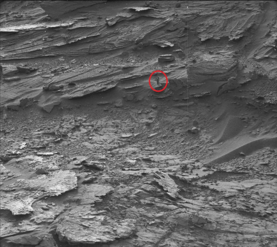 รวมภาพ ‘ลึกลับ’ บนดาวอังคาร เอเลี่ยนจริงหรือหลอกตา?