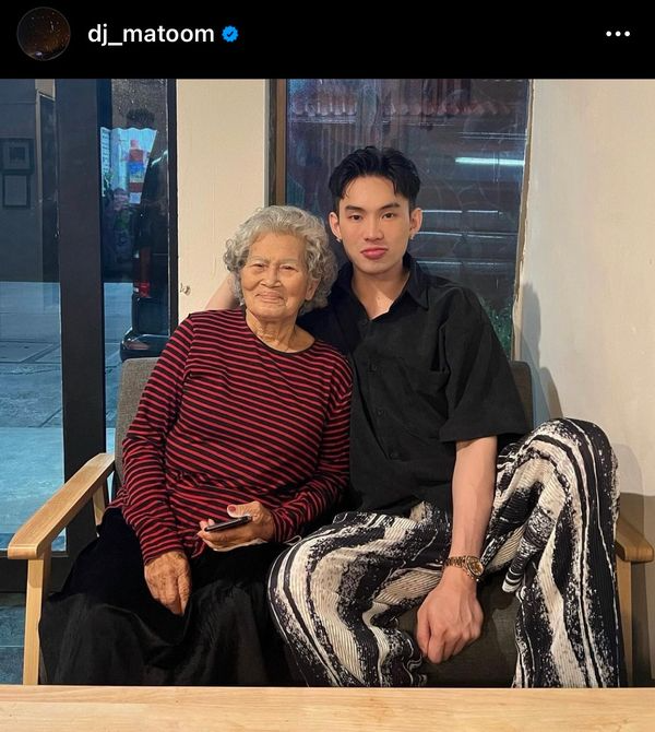 มะตูม กลั้นน้ำตาไม่อยู่ น้าโย่ง ร้องฉ่อยคู่ คุณยายอนงค์ ร่วมส่งเป็นครั้งสุดท้าย 