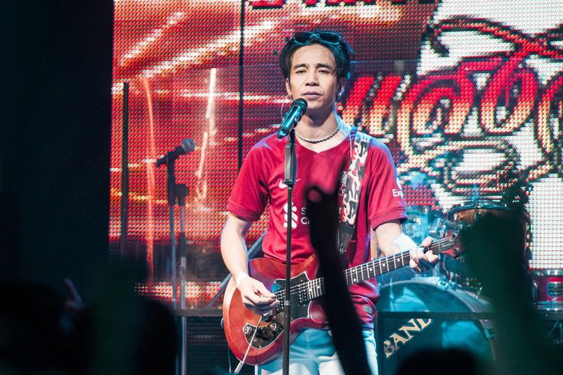 เบล ภรรยา ก้อง ห้วยไร่ โพสต์ถึงคนขาดสติ! ต่อยเป้าสามีขณะถ่ายรูปกับแฟนคลับ