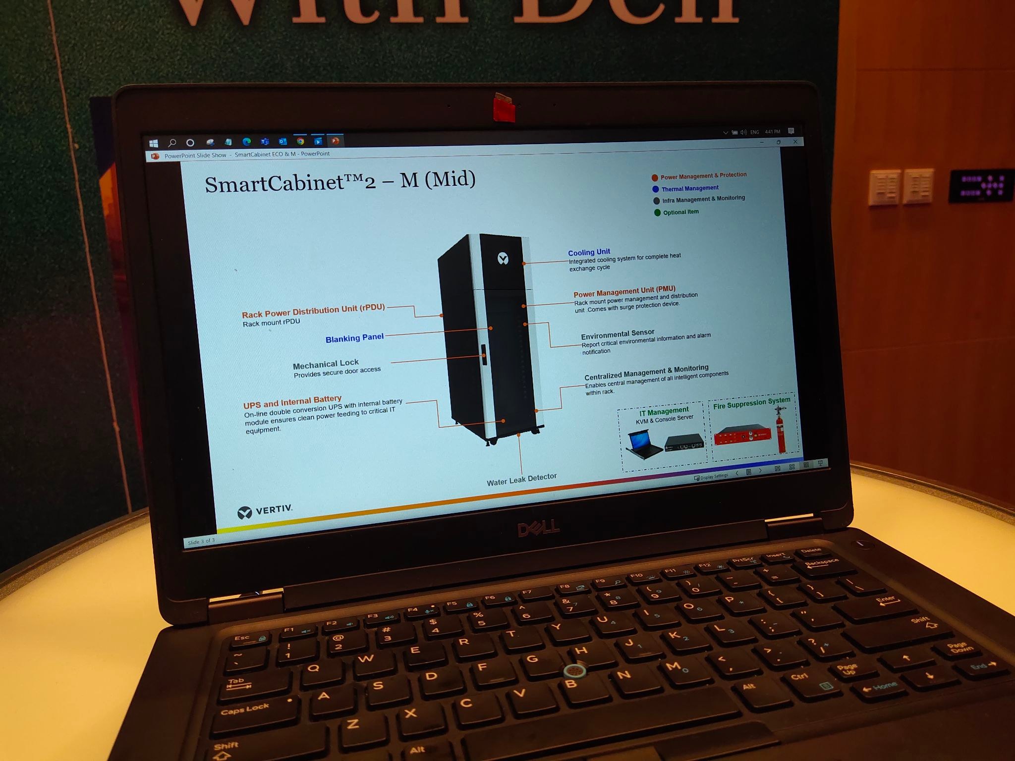 เทคโนโลยีได้เข้ามาเปลี่ยนแปลงวิธีการทำธุรกิจของผู้คนต่าง ๆ มากมาย เทคโนโลยีได้เข้ามาเปลี่ยนแปลงวิธีการทำธุรกิจของผู้คนต่าง ๆ มากมาย