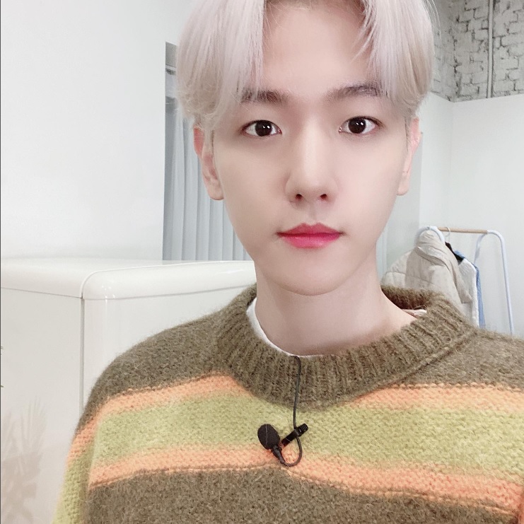 แบคฮยอน EXO ออกจากกรมทหารแล้ว แฟนๆ ร่วมต้อนรับฉลองการกลับมา