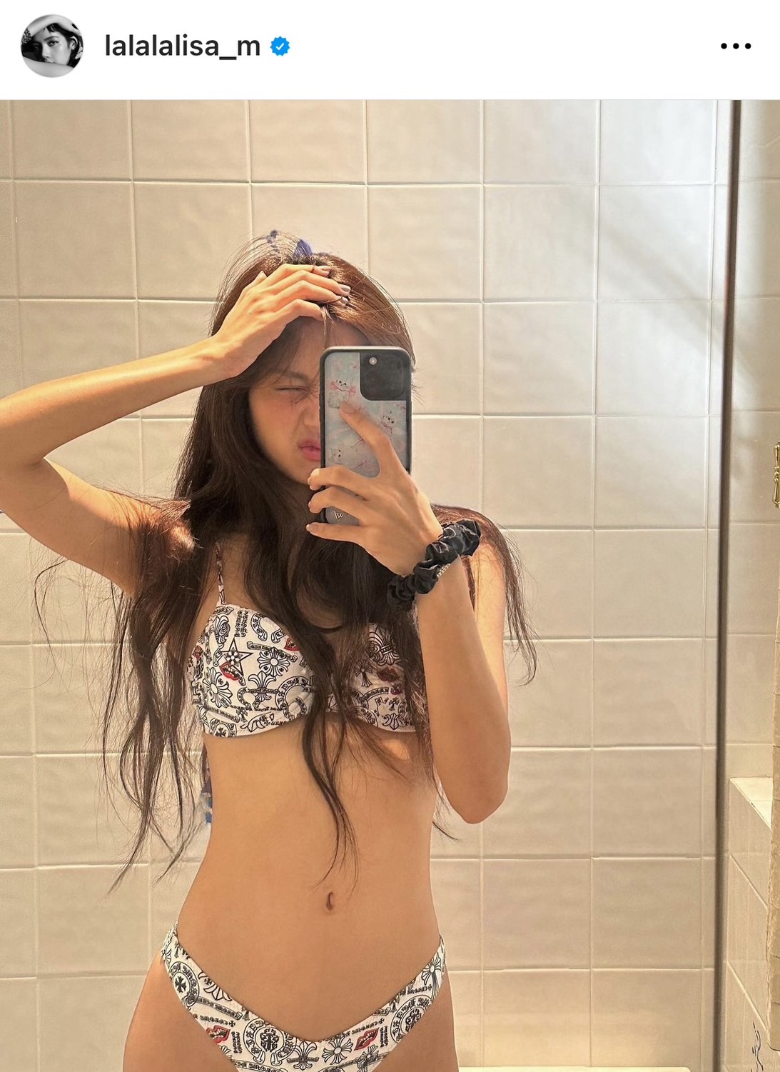 ทำไมต้องเหยียด!! ดราม่าแอนตี้แฟนด่า 'ลิซ่า' สวมบิกินี่ ลามมาเหยียดคนไทย