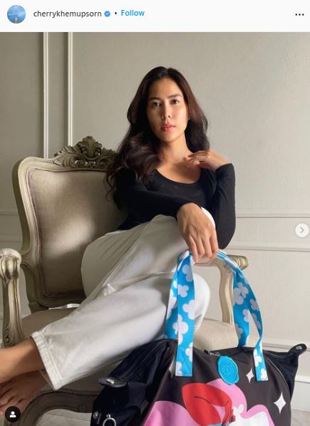 สุดยอดมาก! เชอรี่ คนไทยหนึ่งเดียว เรียนจบหลักสูตรพิเศษ มหาวิทยาลัย Oxford