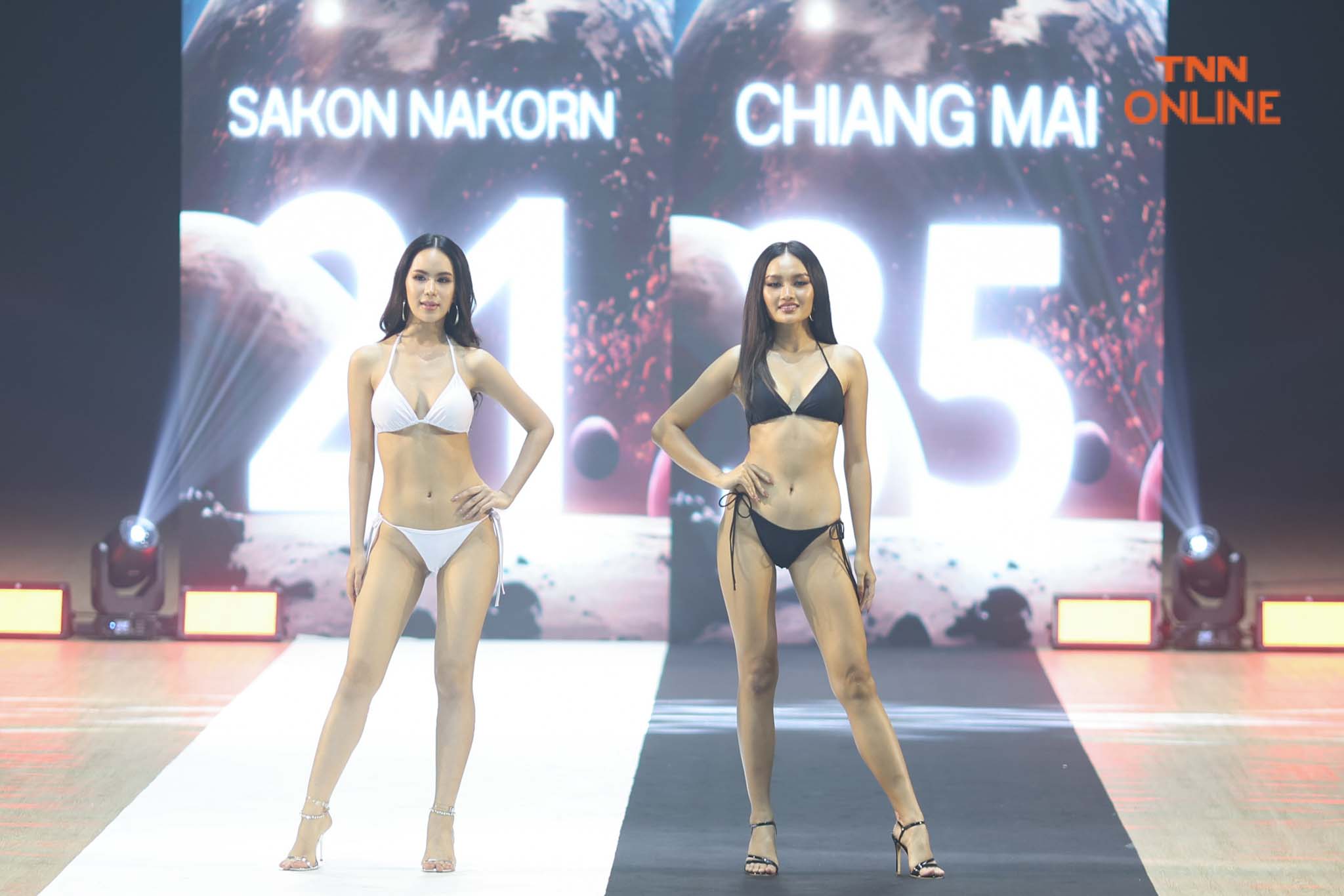 ก้าวแรกสู่จักรวาล ประชันท่วงท่าผ่านรันเวย์ 30 เมตร ก้าวแรกสู่จักรวาล ประชันท่วงท่าผ่านรันเวย์ 30 เมตร